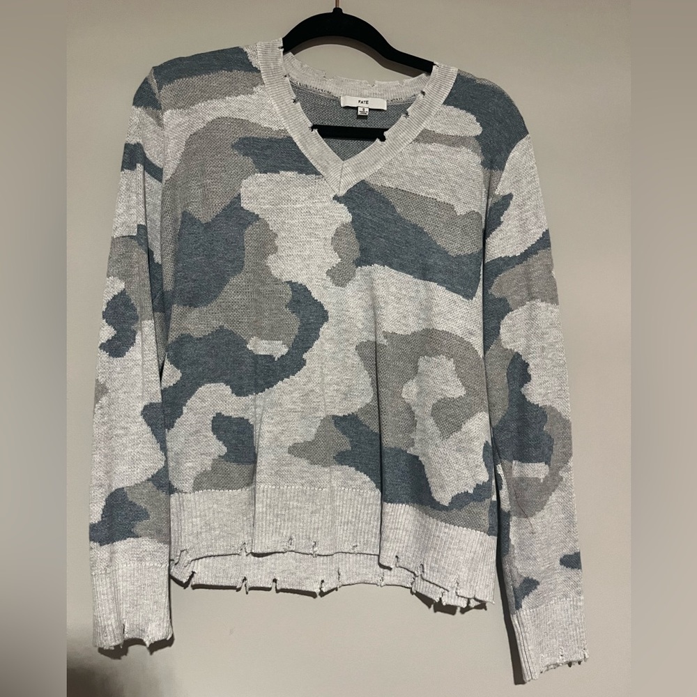 FATE camo sweater